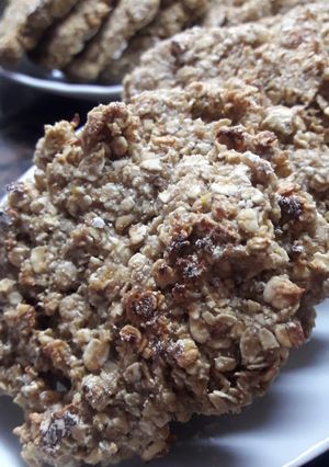 Una foto de Galletitas saludables (avena, banana, miel)