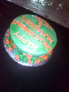Engagement cake ainihin hoton girkin