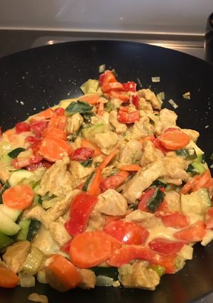 Une photo de Emincé de poulet noix de coco