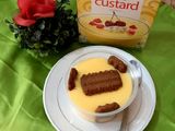 Vanilla custard with candi biscuit 🍪 🍪