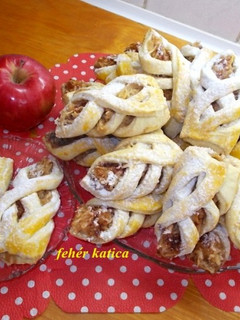 Almás süti recept fotója