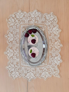 Una foto de Helado saludable de cereza con base de yogur 🍒 2 ingredientes