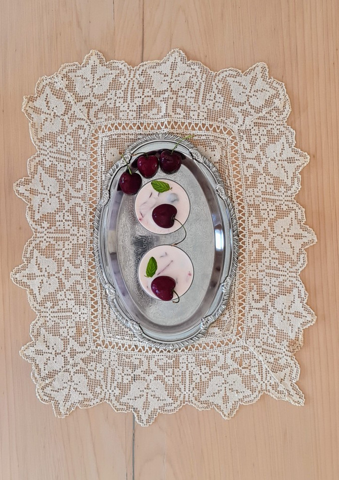 Una foto de Helado saludable de cereza con base de yogur 🍒 2 ingredientes