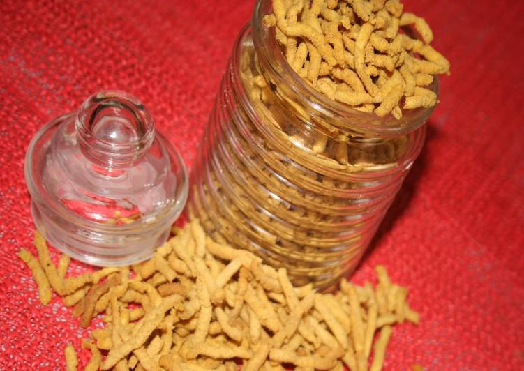 Simple Way to Prepare Homemade Crisp Sev in 20 Minutes for Family