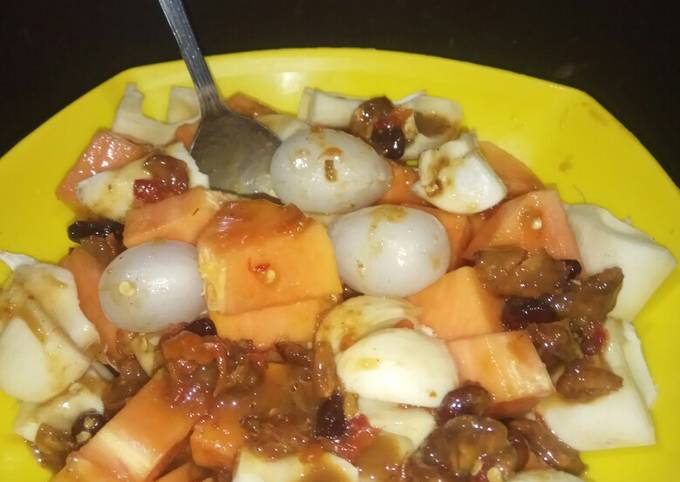Rujak pepaya Dadakan