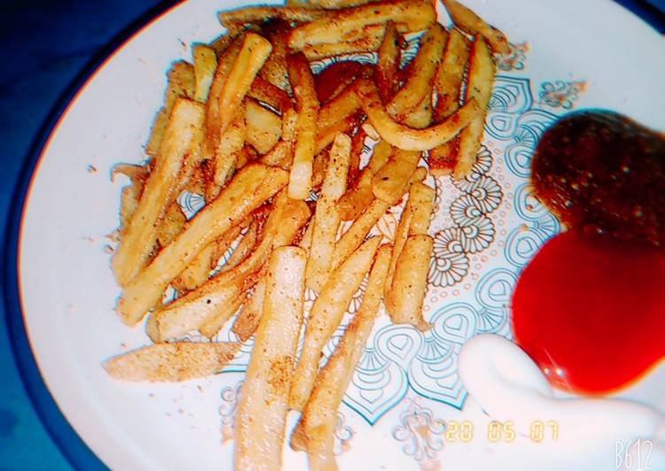 Easiest Way to Prepare Super Quick Homemade Super Crispy French fries🍟🍟🍟🍟🍟🍟🍟🍟🍟🍟