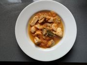 Una foto de pollo shiitake