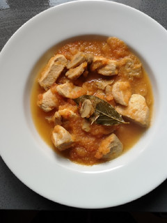 Una foto de Pollo a la cerveza multicooker 12 en 1