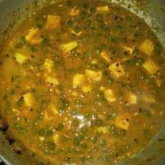 Matar paneer A picture of Matar paneer.