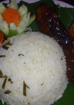 Foto resep Nasi daun jeruk rice cooker