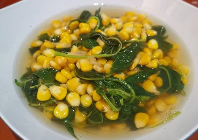 Ternyata ini lho! Bagaimana cara bikin Sayur Bening Bayem Jagung yang nagih banget
