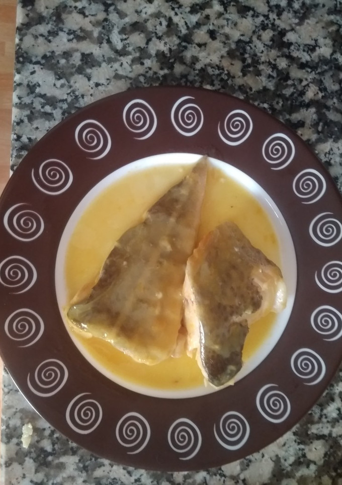 Una foto de Bacalao en salsa de naranja
