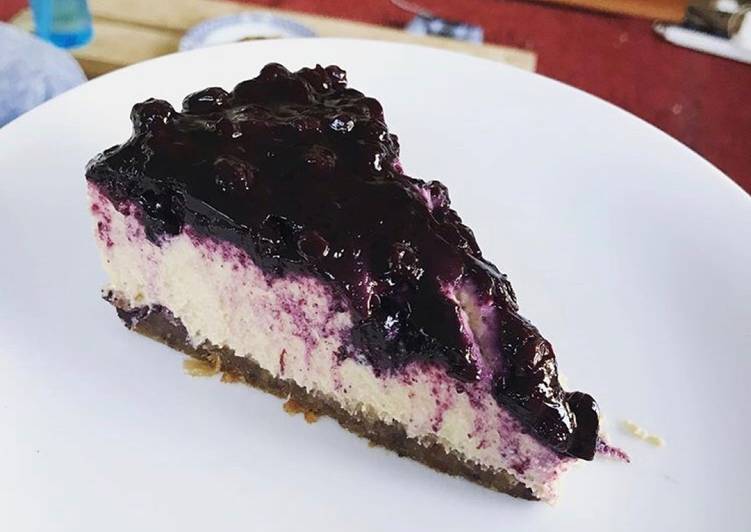 Vegan Lemon & Blueberry Cheesecake (contains nuts)