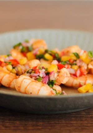 夏日鮮蝦鳳梨莎莎 的食譜成品照片