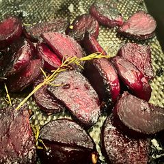 A picture of Roasted beetroot with vinegar and pomegranate molasses.