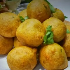A picture of Gram flour (Besan)Pakora.