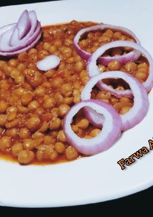 A picture of Chana Gravy.