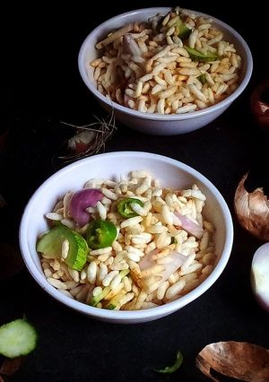 মুড়ি মাখা (murimakha recipe in bengali) রেসিপির প্রধান ছবি