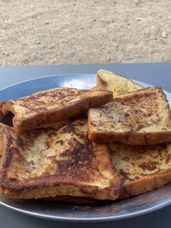 صورة لوصفة توست فرنساوي او فرنش توست (French toast)