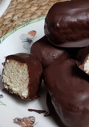 Csokolàdès kòkusz szelet recept fotója