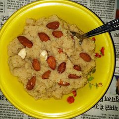 A picture of Suji ka halwa.