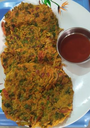 A picture of Kodo vegetables millet pancake.