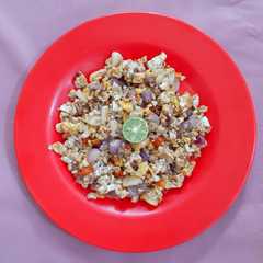 รูปของ Orak Arik Telur Sambal Terasi Bawang (Sambal Siwang)