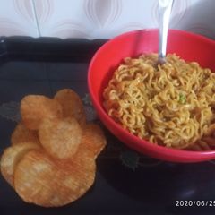 A picture of Aata Maggi noodles.