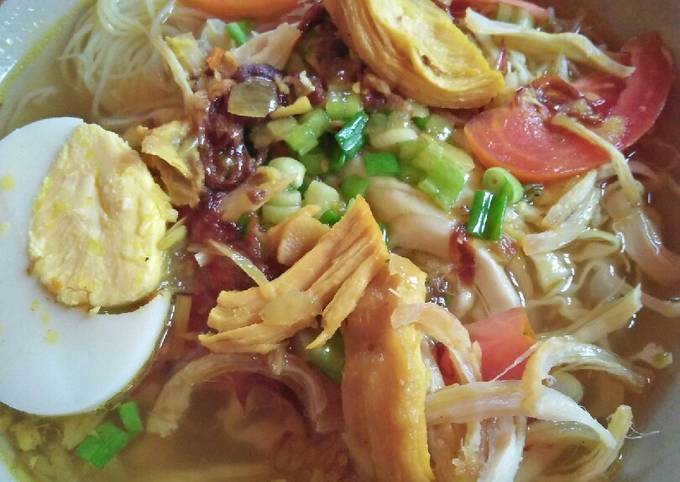 Soto Ayam Kuah Bening