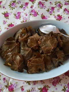 عکسی از دستور دلمه برگ مو
