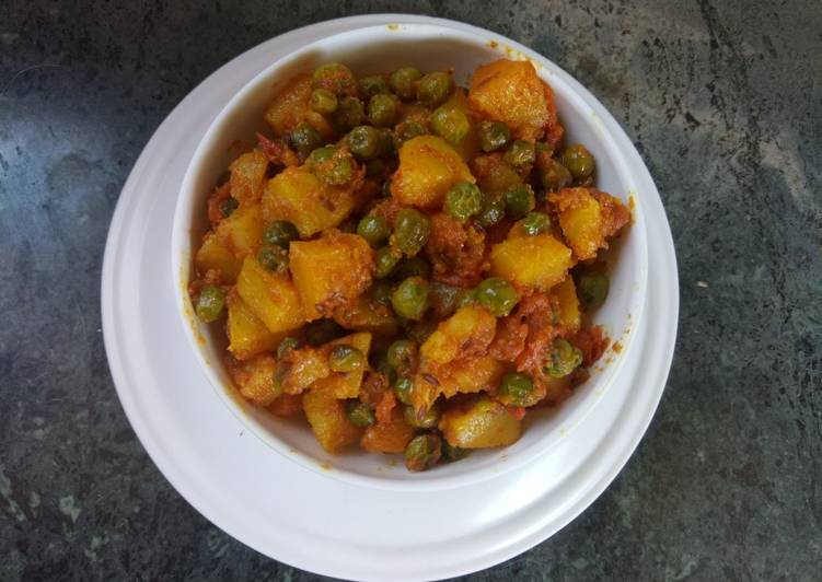 How to Prepare Quick Jeera aloo matar