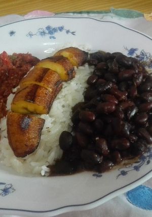Una foto de Mi pabellón criollo