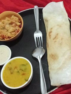 મસાલા ઢોસા (Masala Dosa Recipe In Gujarati) રેસીપી મુખ્ય ફોટો