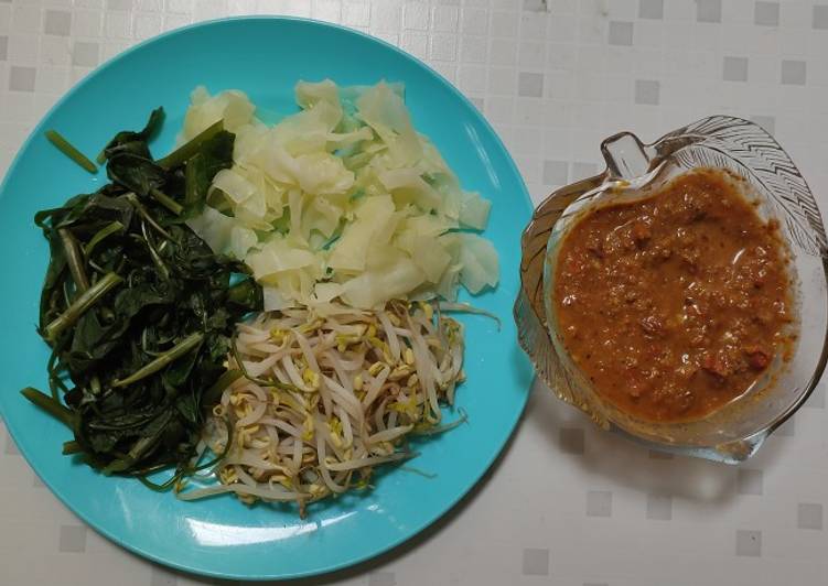 Lotek Dermayu (vegetable brown souce)