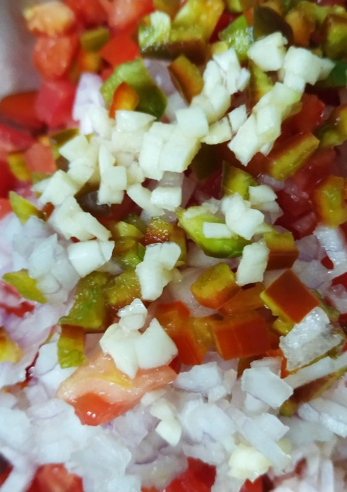 Una foto de Salsa criolla 🍅🧅🧄🌶️
