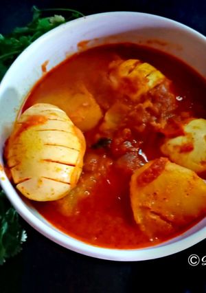 ডিমের দো পেঁয়াজা (dimer do peyaja recipe in Bengali) রেসিপির প্রধান ছবি