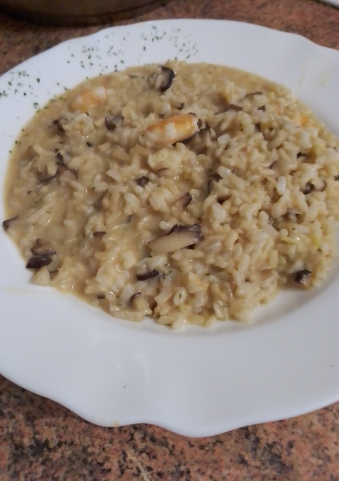 Una foto de Risotto de arroz integral, setas shiitake🌾