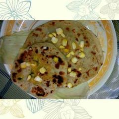 A picture of Stuffed corn paratha.