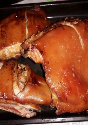 Una foto de Cochinillo al horno