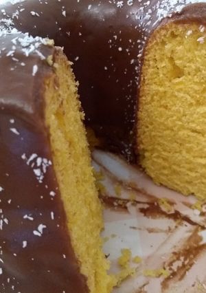 Una foto de Budín de naranja con baño de chocolate