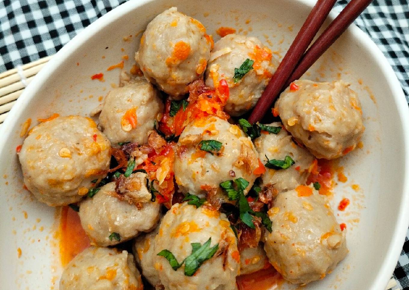 Pentol Pedas