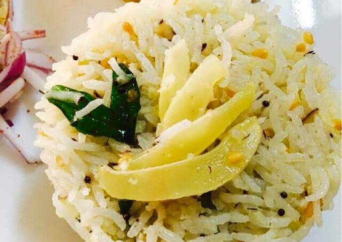 Raw mango rice Mangai Sadam