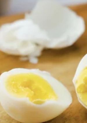 صورة لوصفة طريقة سلق البيض في المكرويف