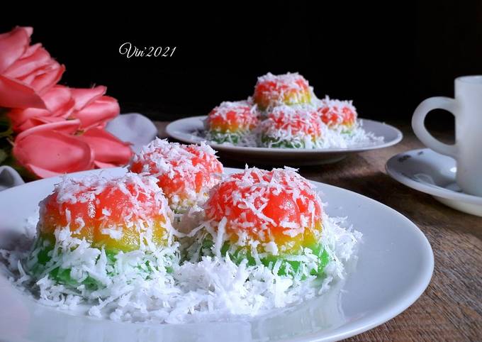 Resep Lapis Singkong Pelangi Oleh Arvina Harahap Cookpad 8299