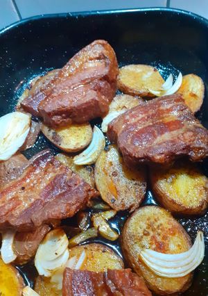 Sült császár hagyma krumpli ágyon 😉 recept fotója