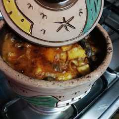 طاجن بطاطس بالسجق-レシピのメイン写真