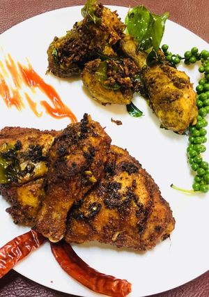 A picture of Green Pepper & Red Chilli Chicken Fry.