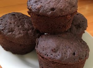 Una foto de Torta o tortitas (tipo muffins) de chocolate apto para bebés BLW (+10-12 meses)