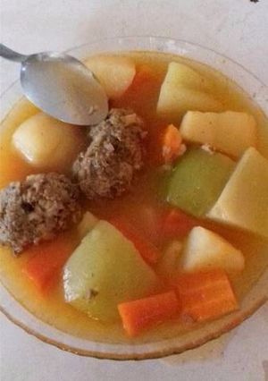 Una foto de Albóndigas con vegetales
