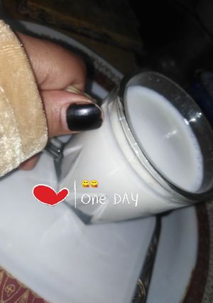 صورة لوصفة 🥥 كاس اللبن الصباحي بجوزه الهند 🥥🥛
